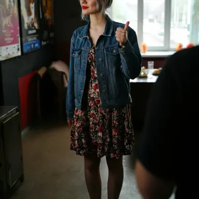 Daisy, 25